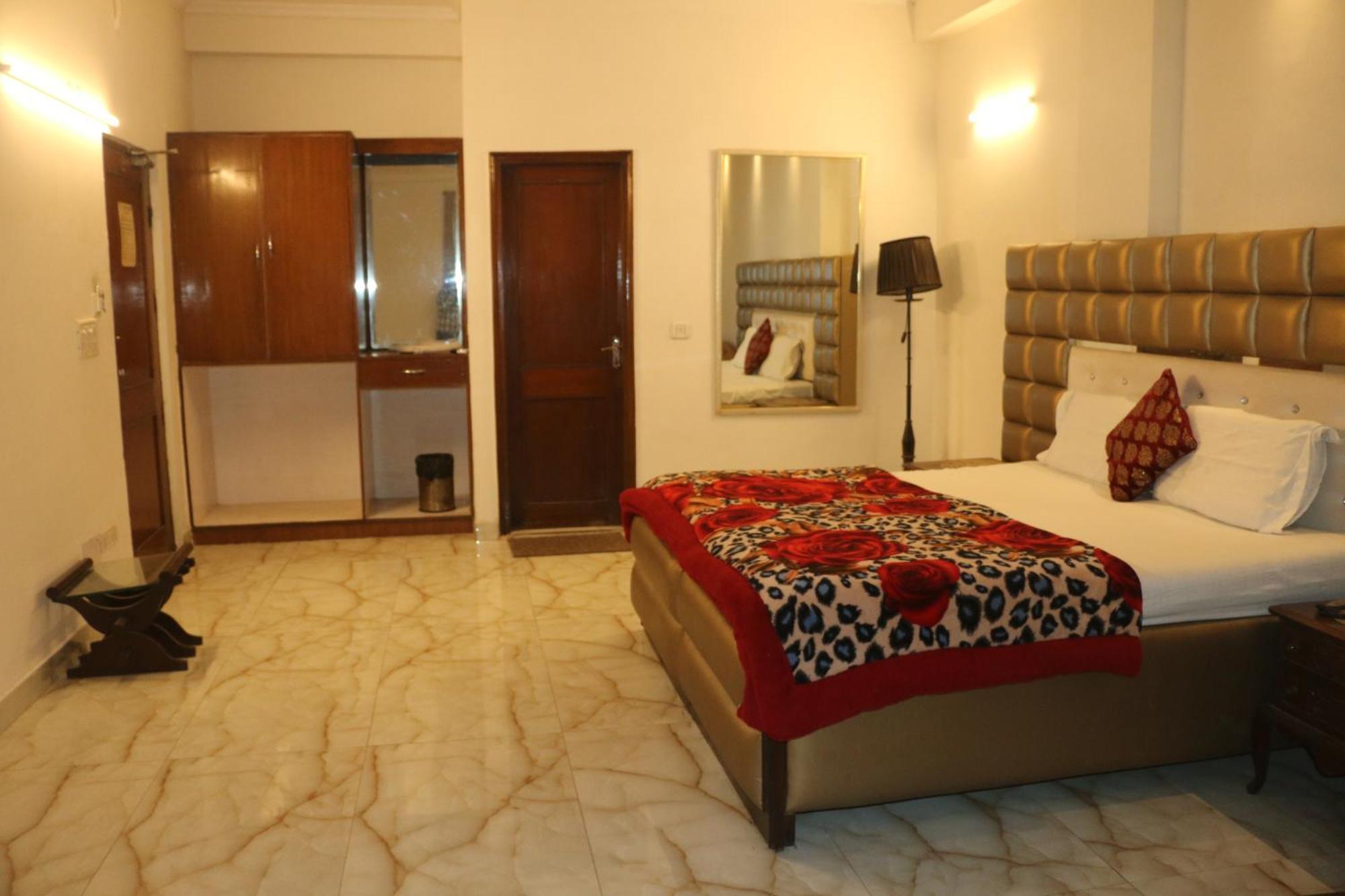 Swisston Palace Delhi  Esterno foto
