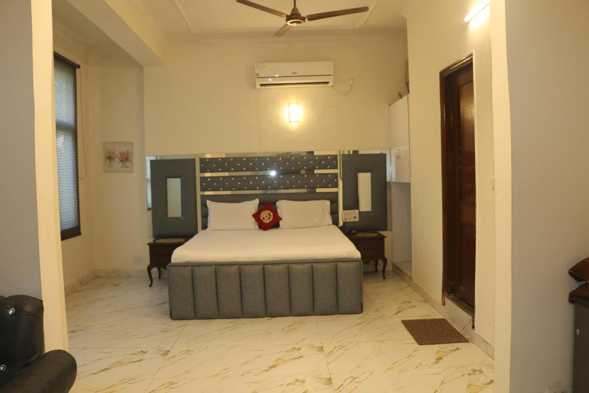 Swisston Palace Delhi  Esterno foto